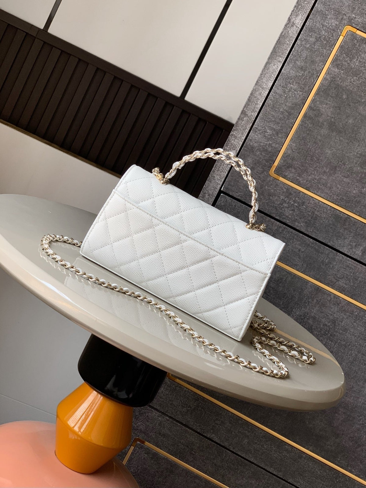 CHANEL 25S KELLY BAG 18 IN WHITE CAVIAR LEATHER WITH GOLD HARDWARE