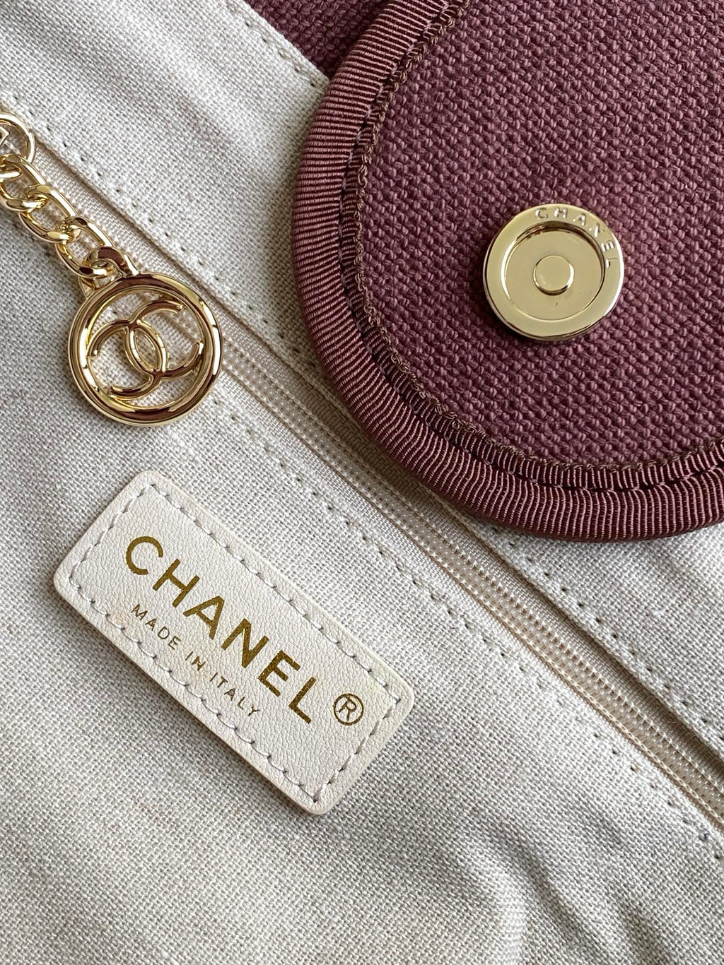 CHANEL 25S TOTE BAG 38 IN DARK RED CANVAS
